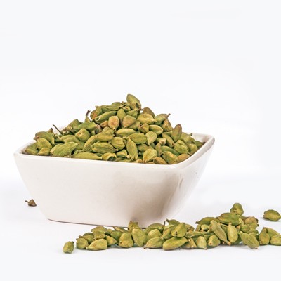 Cardamomo verde en vaina